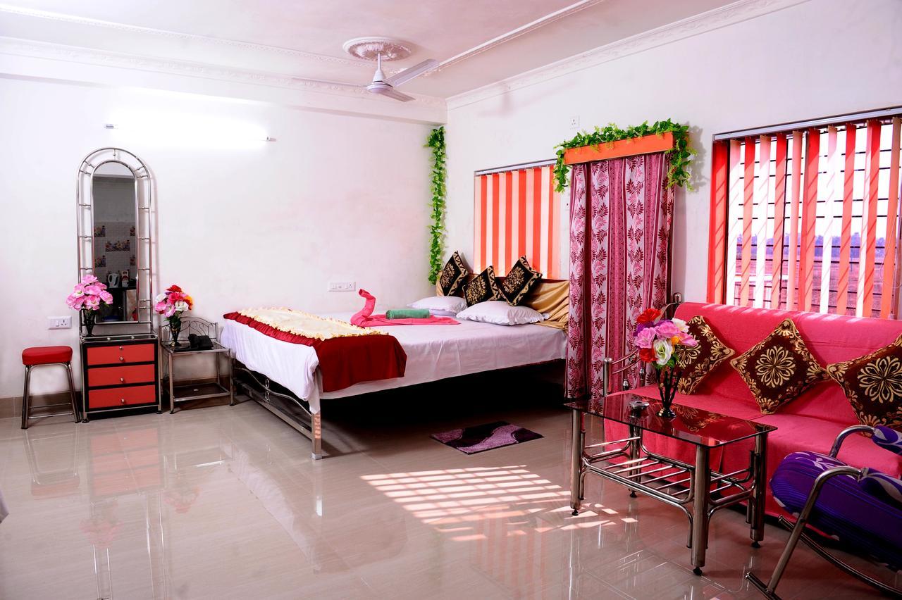 Jayanti Hotel Tarapith Exterior photo