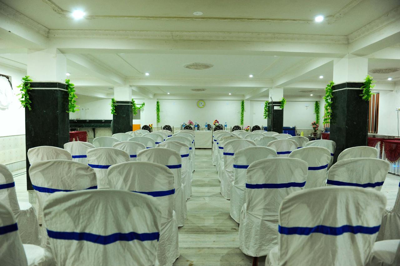 Jayanti Hotel Tarapith Exterior photo