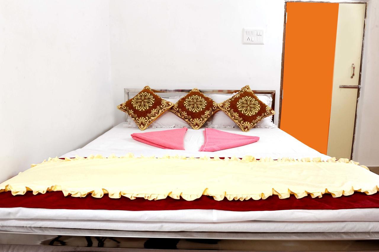 Jayanti Hotel Tarapith Exterior photo